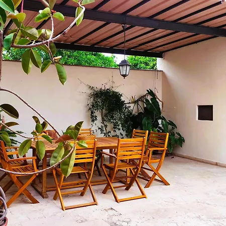 Il Patio - Indipendente Con Ampio Cortile E Giardino Interno Hébergement de vacances